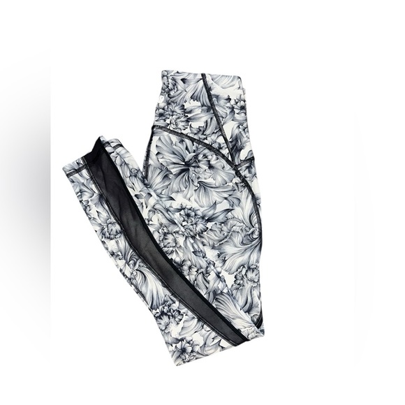 Lululemon Floral Mesh Panel Leggings – Size 4 (Rare Print) - Picture 1 of 3